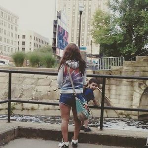 Meet your Posher, Nelli